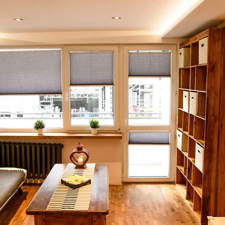 Chmielna Wood Lux Apartment Warsaw Ngoại thất bức ảnh