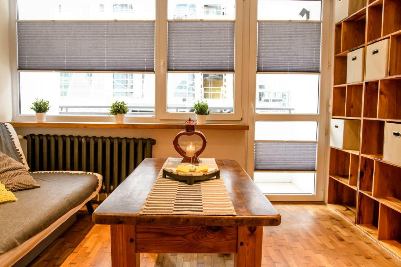 Chmielna Wood Lux Apartment Warsaw Ngoại thất bức ảnh