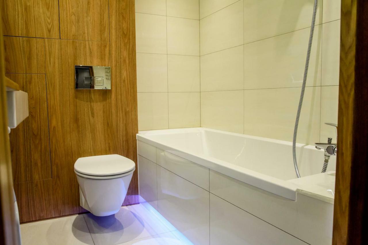 Chmielna Wood Lux Apartment Warsaw Ngoại thất bức ảnh